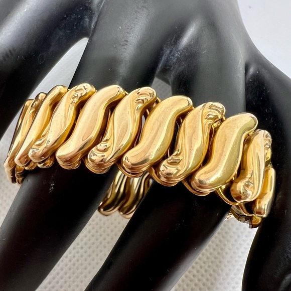 SOLD Vintage Sweetheart Bracelet B&N Bugnee & Niles Gold Filled Mother of Pearl - Picture 5 of 15